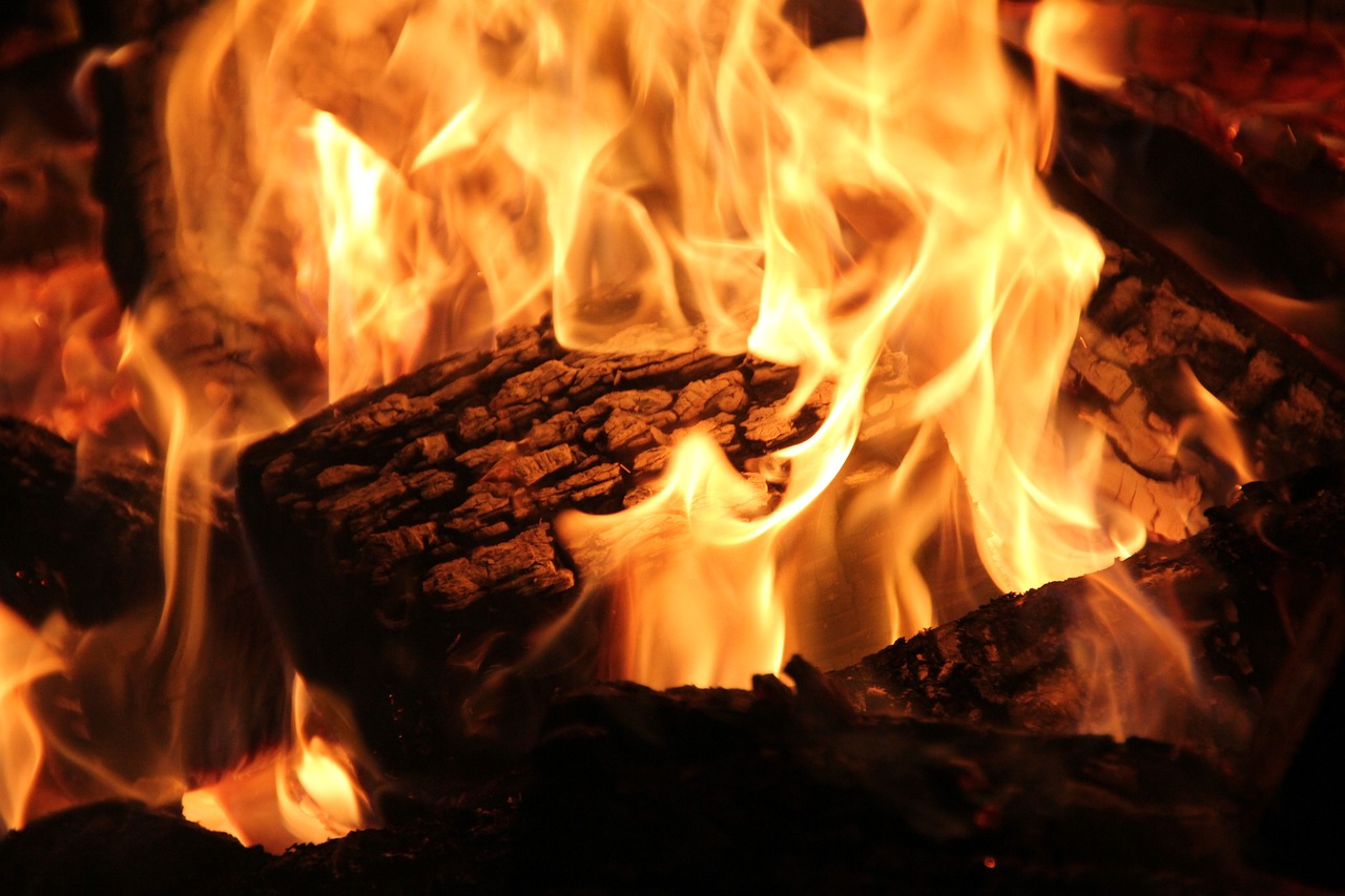 Professional Fireplace Cleaning Services In Costa Mesa California